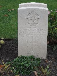 Berlin 1939-1945 War Cemetery - English, James Herbert John